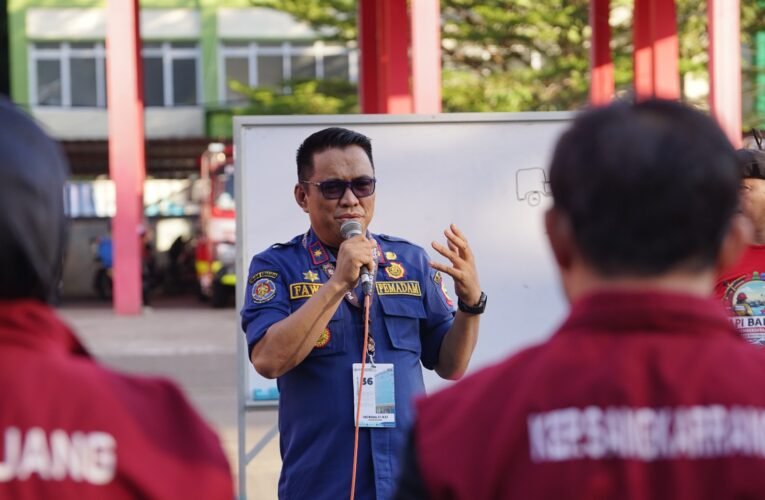 Damkarmat Makassar Luncurkan API BAHARI, Perkuat Kesiapsiagaan Masyarakat Pesisir Pulau